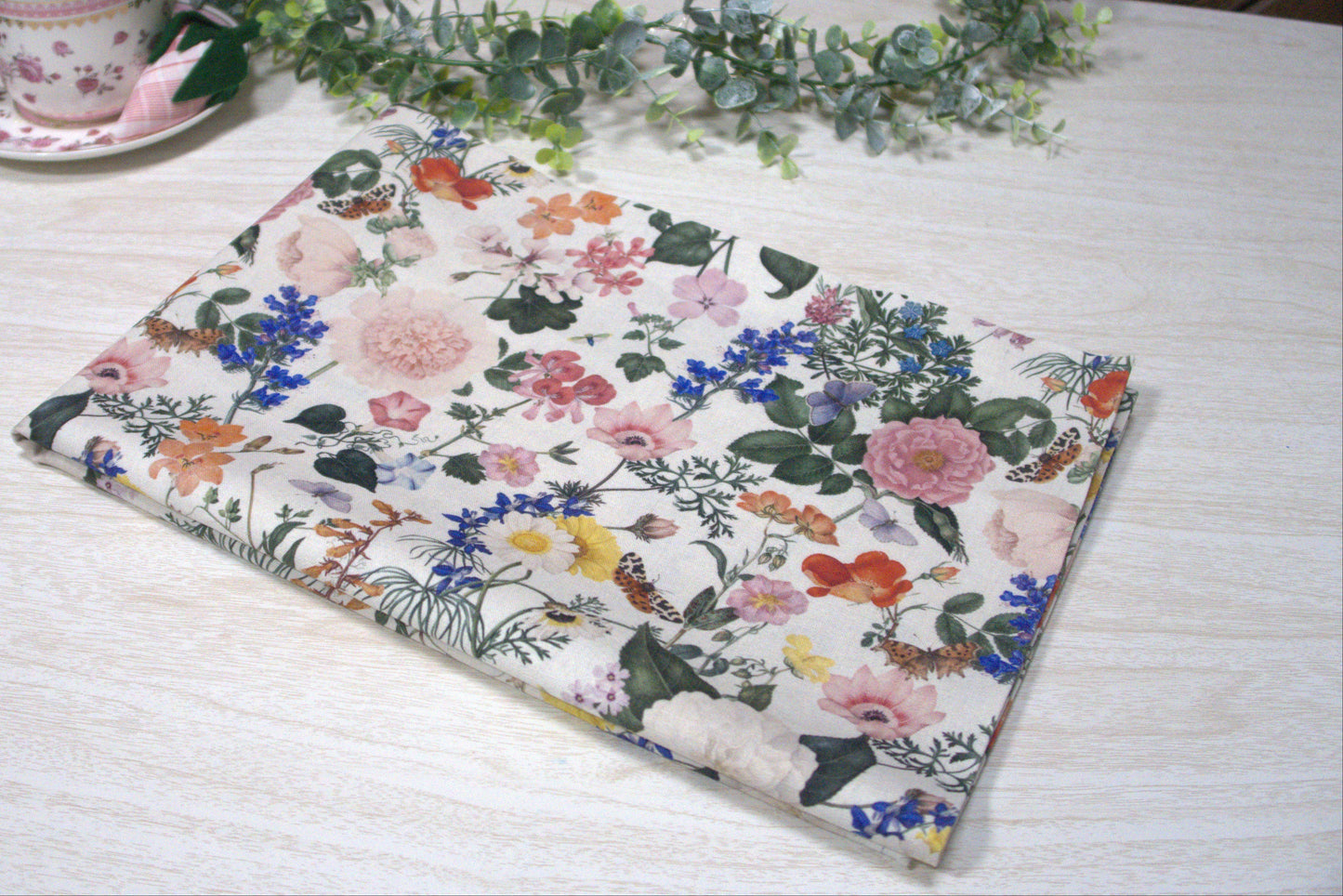 Riley Blake Nature's Portrait 58/60" Linen Floral Natural 1 yard cut
