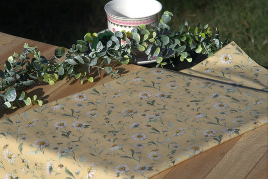 Riley Blake Love Me More Daisies Yellow 1 yard cut