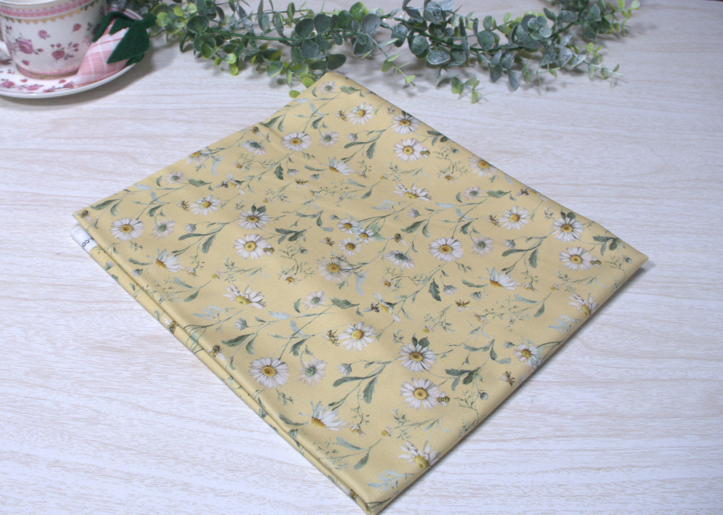 Riley Blake Love Me More Daisies Yellow 1 yard cut