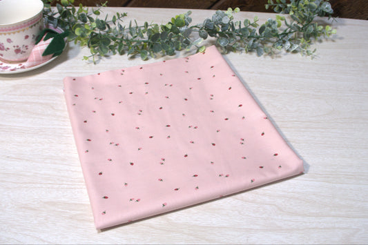 Riley Blake - To Grandmother's House Bit of Berries Pink 1 Yard Cut